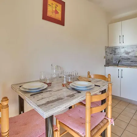 Apartment T1 Bis Cosy Pour 2, Wi-fi Et Parking, Animaux Admis - Fr-1-841-68 *